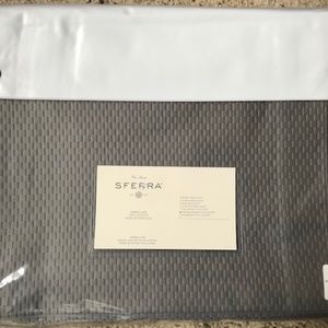 SFERRA NWT blanket cover silver "Perrio"